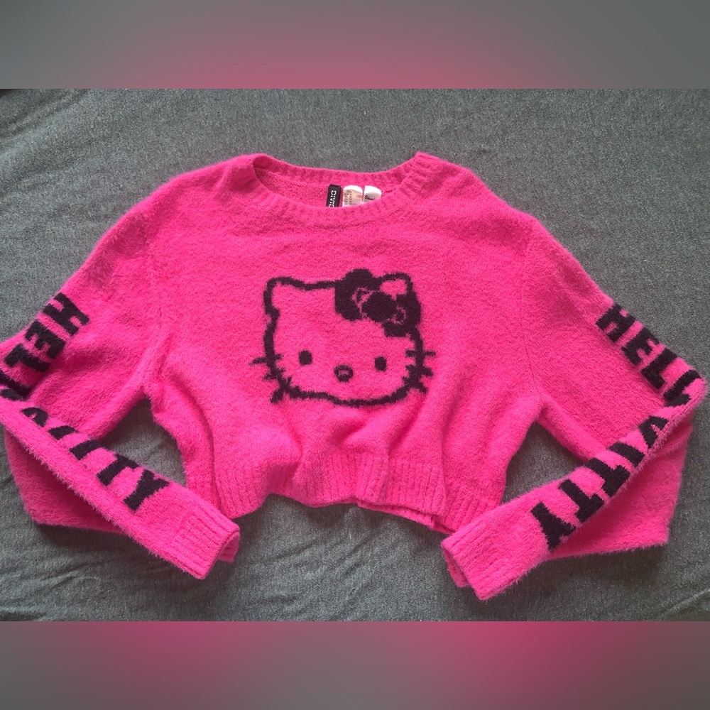 Hello kitty sweater